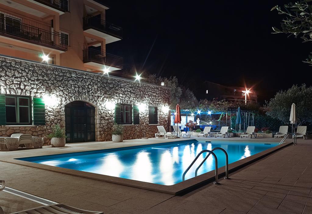 Apartments Villa Venera Labin  Extérieur photo