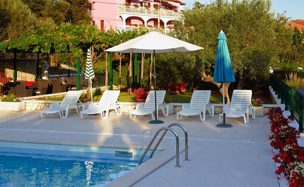Apartments Villa Venera Labin  Extérieur photo